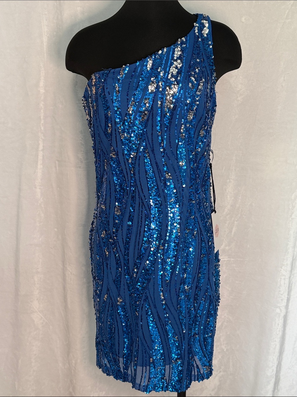 One-Shoulder Blue Sequin Cocktail Dress